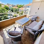 Kastela Casa de hóspedes 3*
