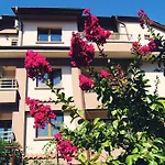Kastela Gasthuis Chernomorets