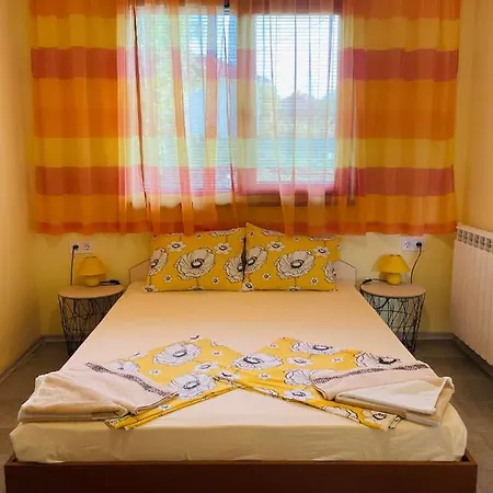 Kastela Guest house 3*