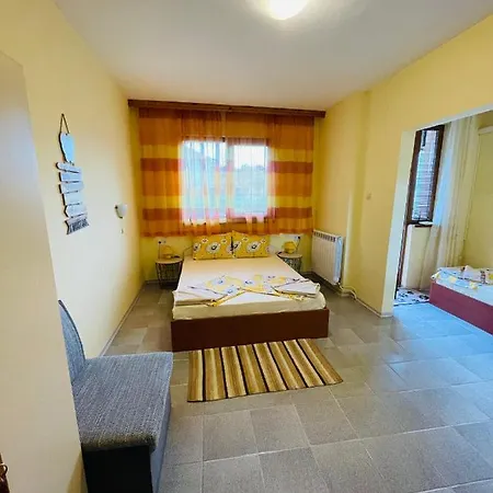 Kastela Guest house