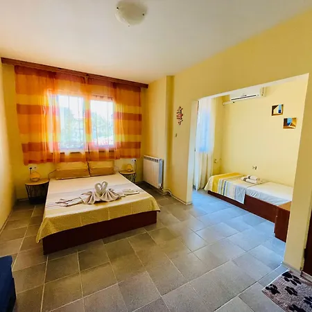 Guest house Kastela Chernomorets