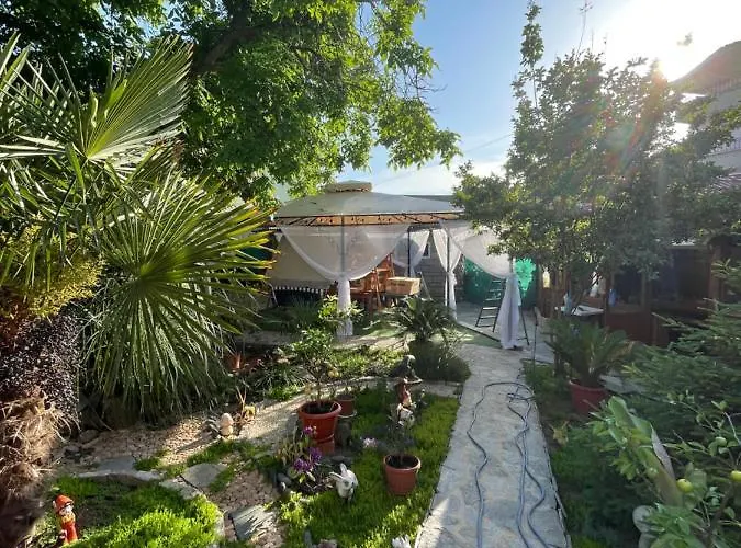 Kastela 3* Černomorec