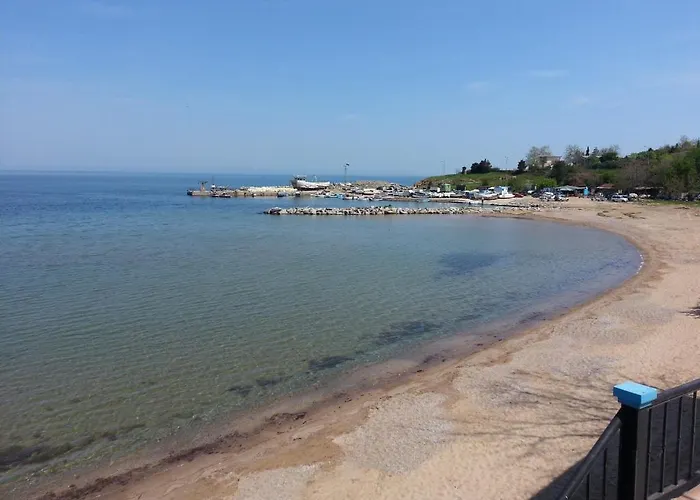 Kastela 3* Černomorec